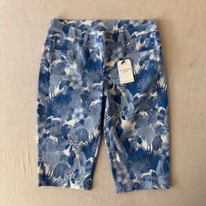 Tommy Bahama Denim Womens Blue White Tropical Floral Bermuda Shorts Size 8 NWT